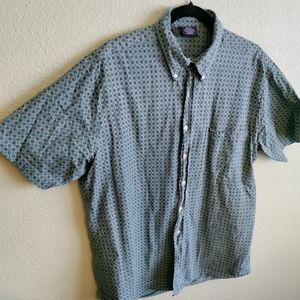 Maui Trading Company Short Sleeve Button Down Shirt